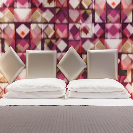 בית הארחה Town House 4*